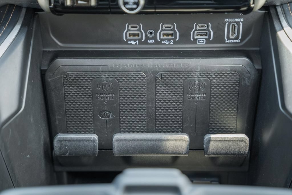 Used 2025 RAM 1500 Tungsten w/ Towing Technology Group AWD/4WD image 32