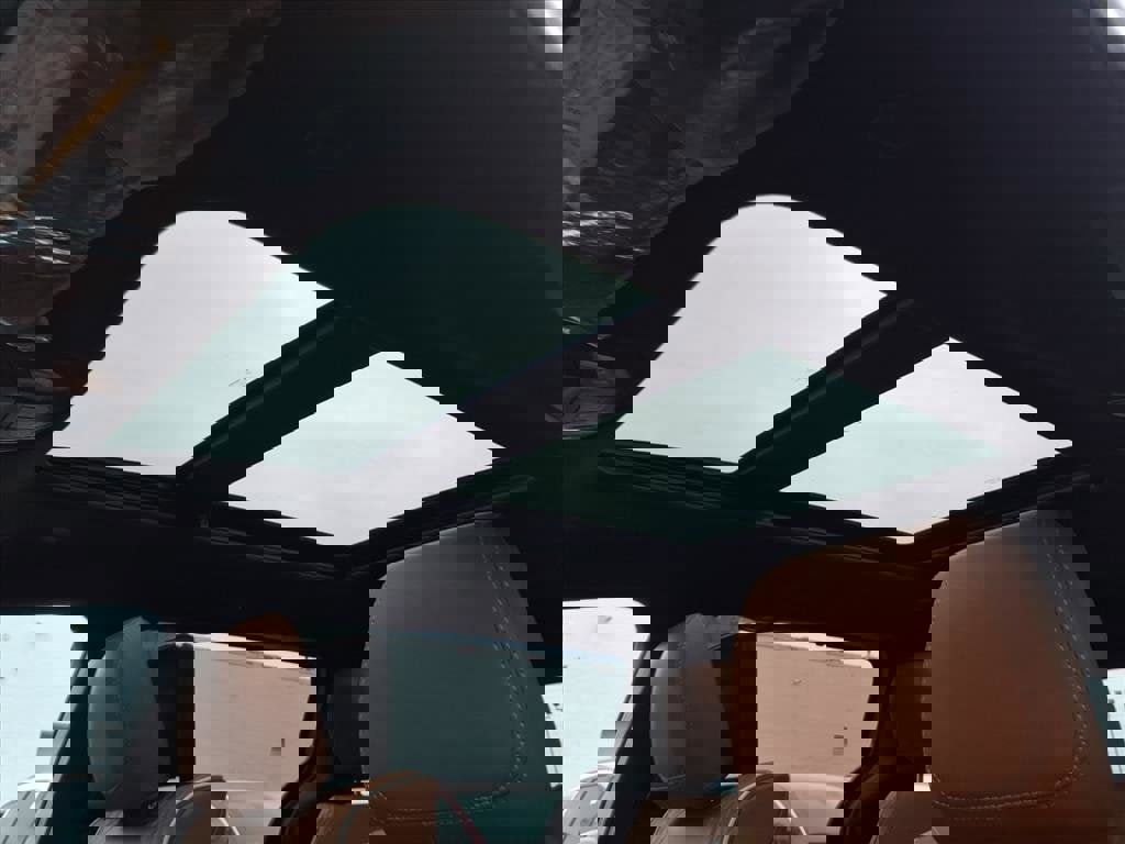 New 2026 Chrysler Pacifica Pinnacle image 9