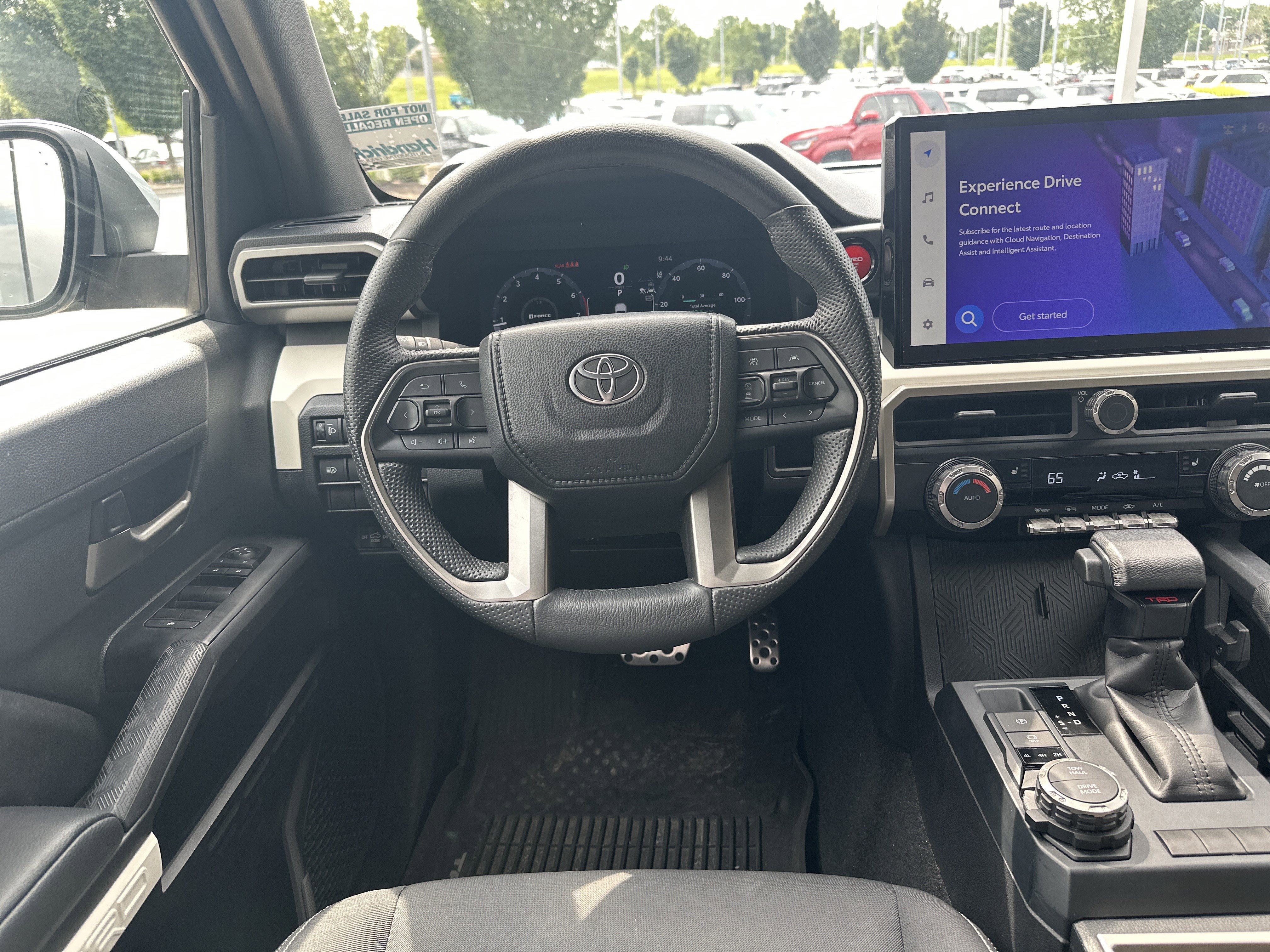 Used 2024 Toyota Tacoma TRD Sport AWD/4WD image 15