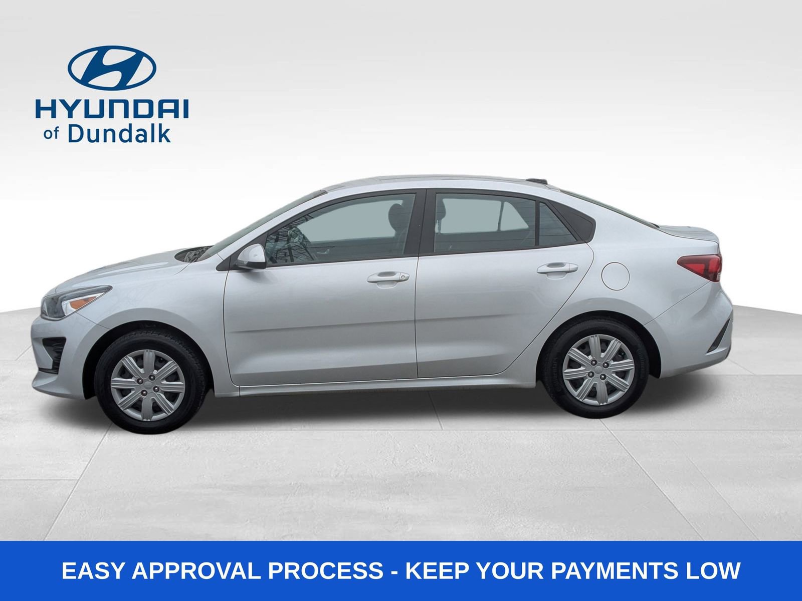 Used 2023 Kia Rio S image 2