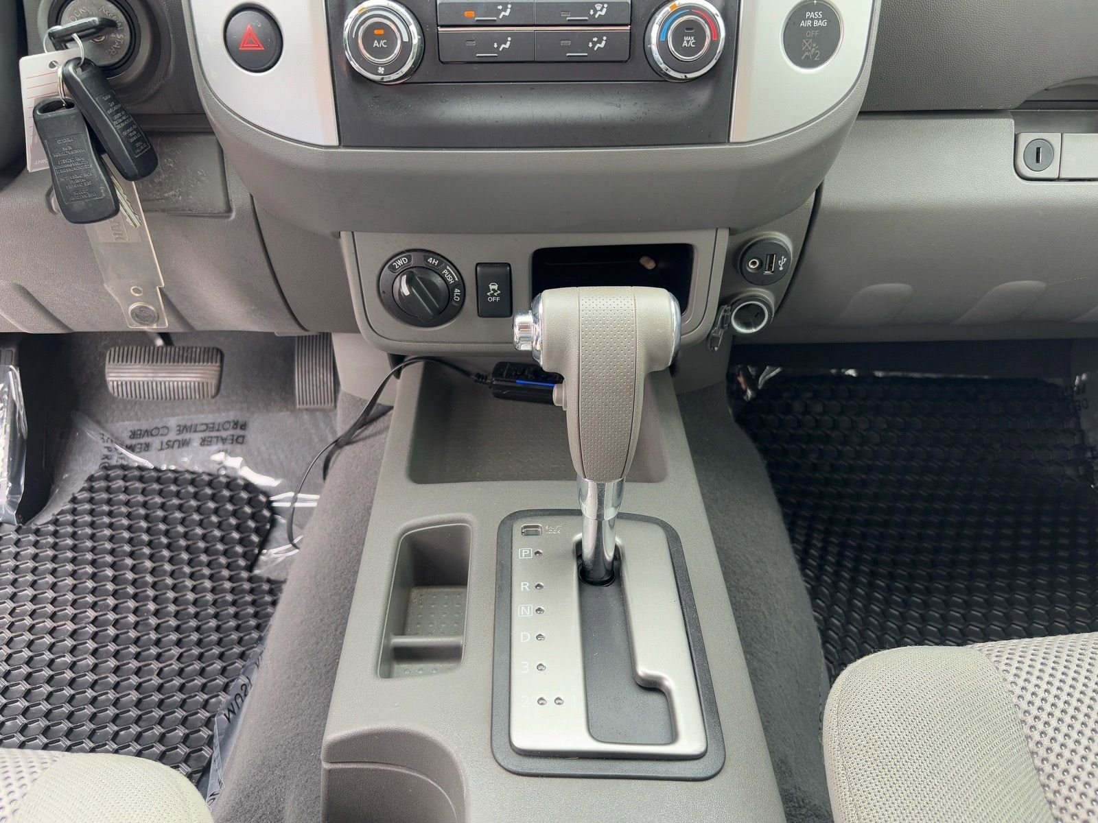 Used 2019 Nissan Frontier SV image 28