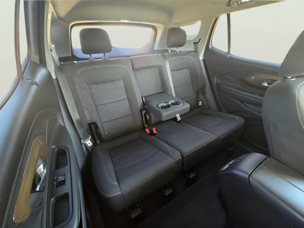 Used 2018 GMC Terrain SLE image 10