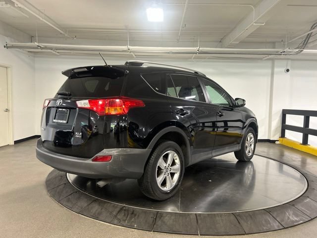 Used 2015 Toyota RAV4 XLE AWD/4WD image 17