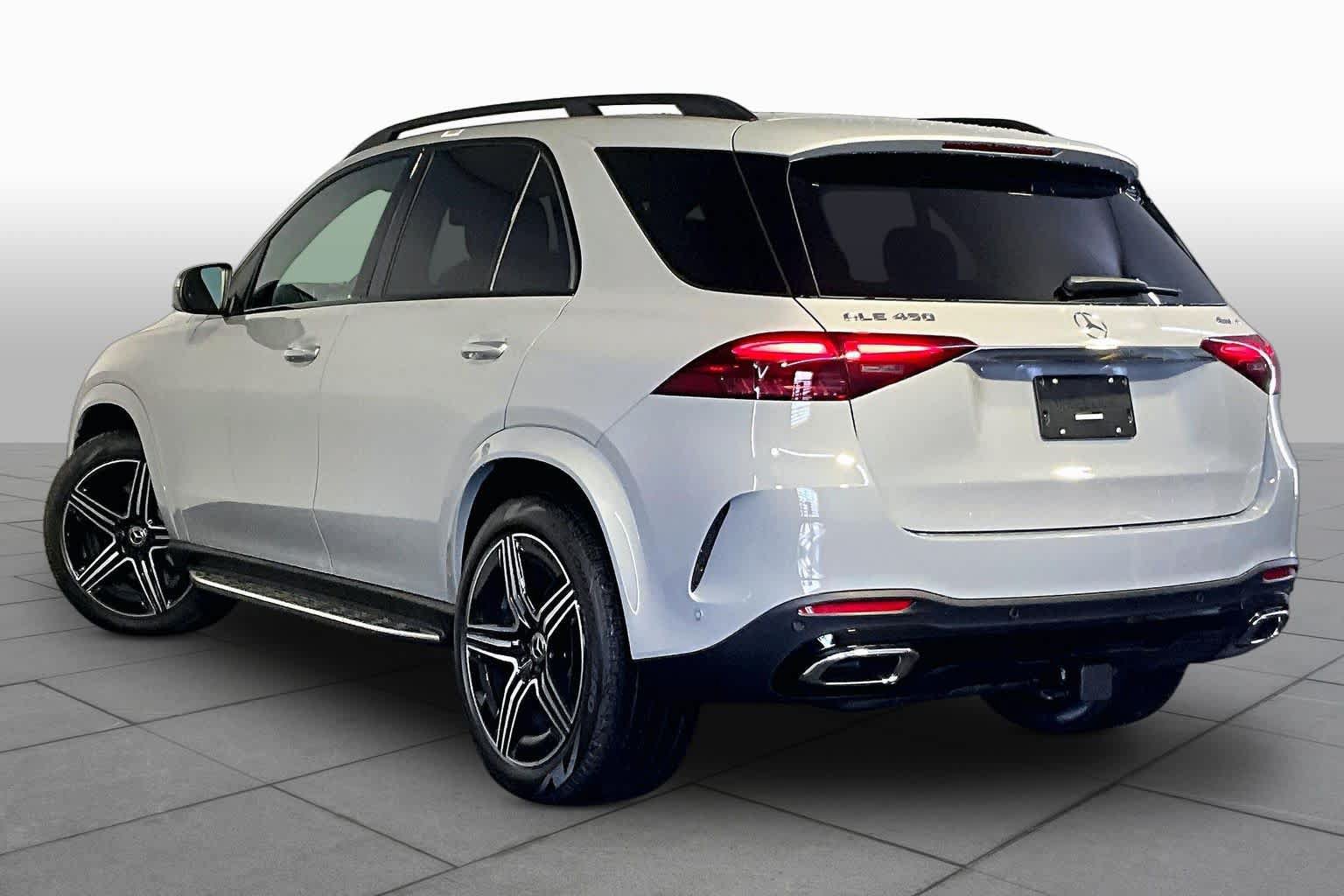New 2026 Mercedes-Benz GLE 450 4MATIC image 3