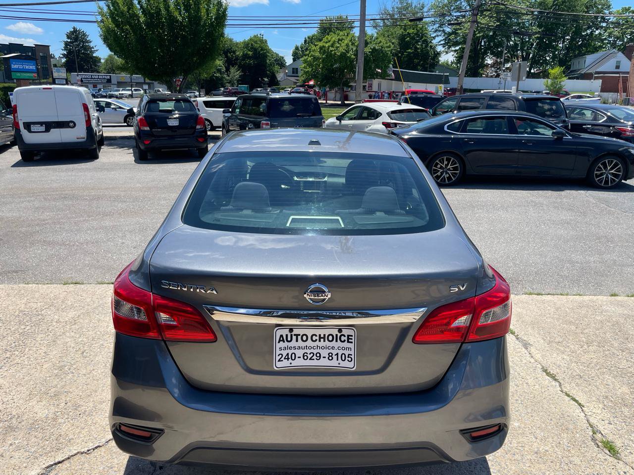 Used 2019 Nissan Sentra SV FWD image 14