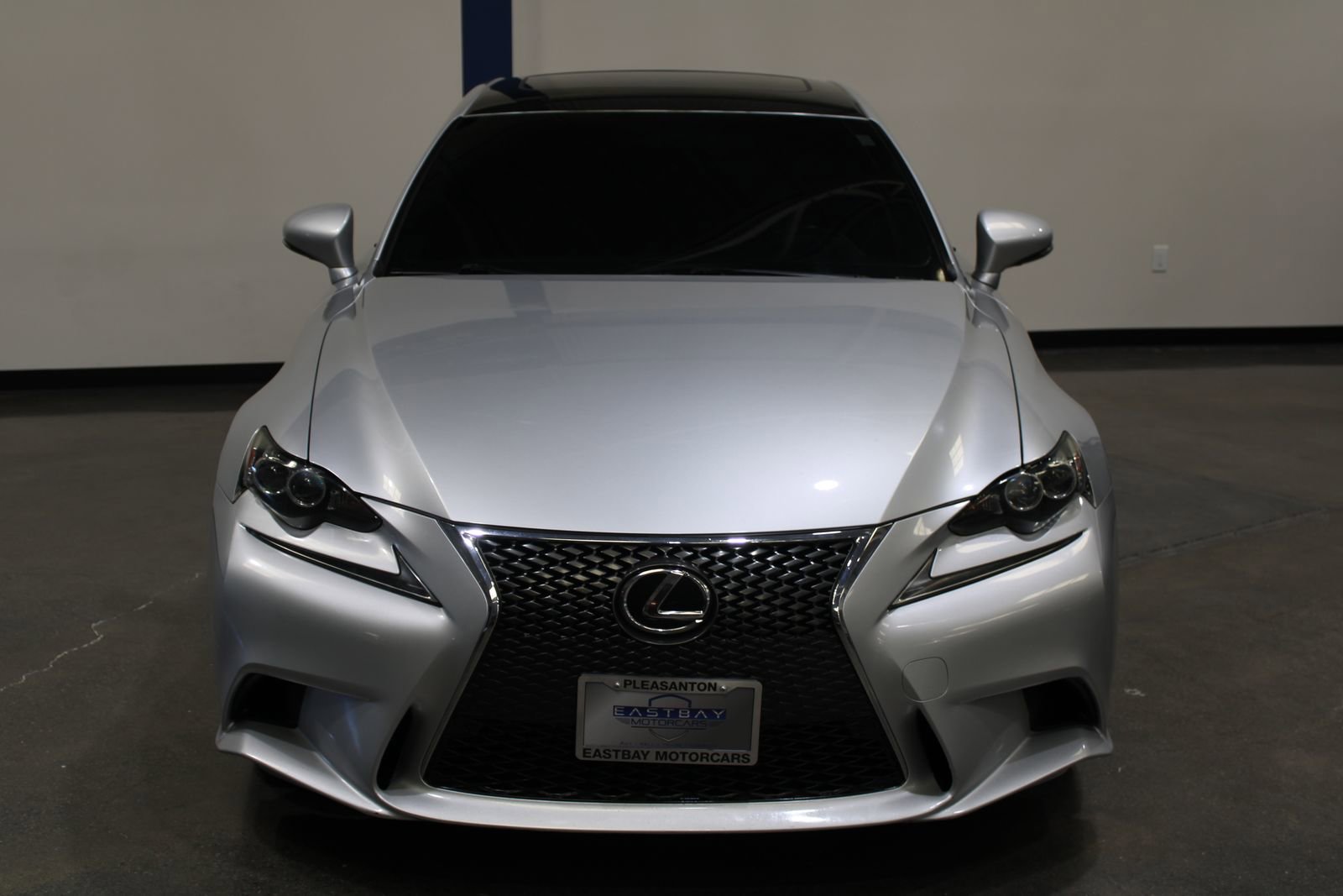 Used 2015 Lexus IS 250 w/ F-Sport Package RWD image 4