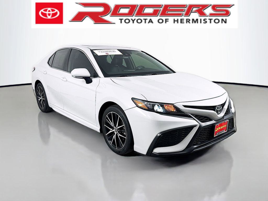 Certified 2022 Toyota Camry SE w/ Cold Weather Package