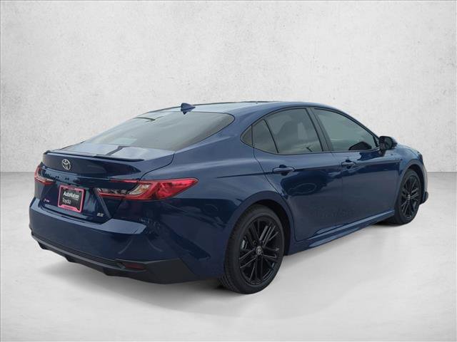 Used 2026 Toyota Camry SE FWD image 5