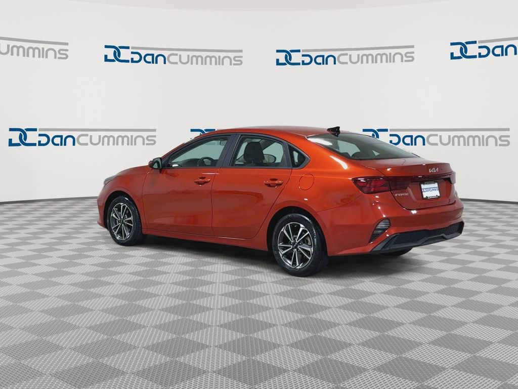 Used 2022 Kia Forte LXS FWD image 6