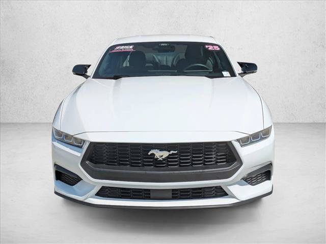 Used 2025 Ford Mustang Coupe RWD video 2