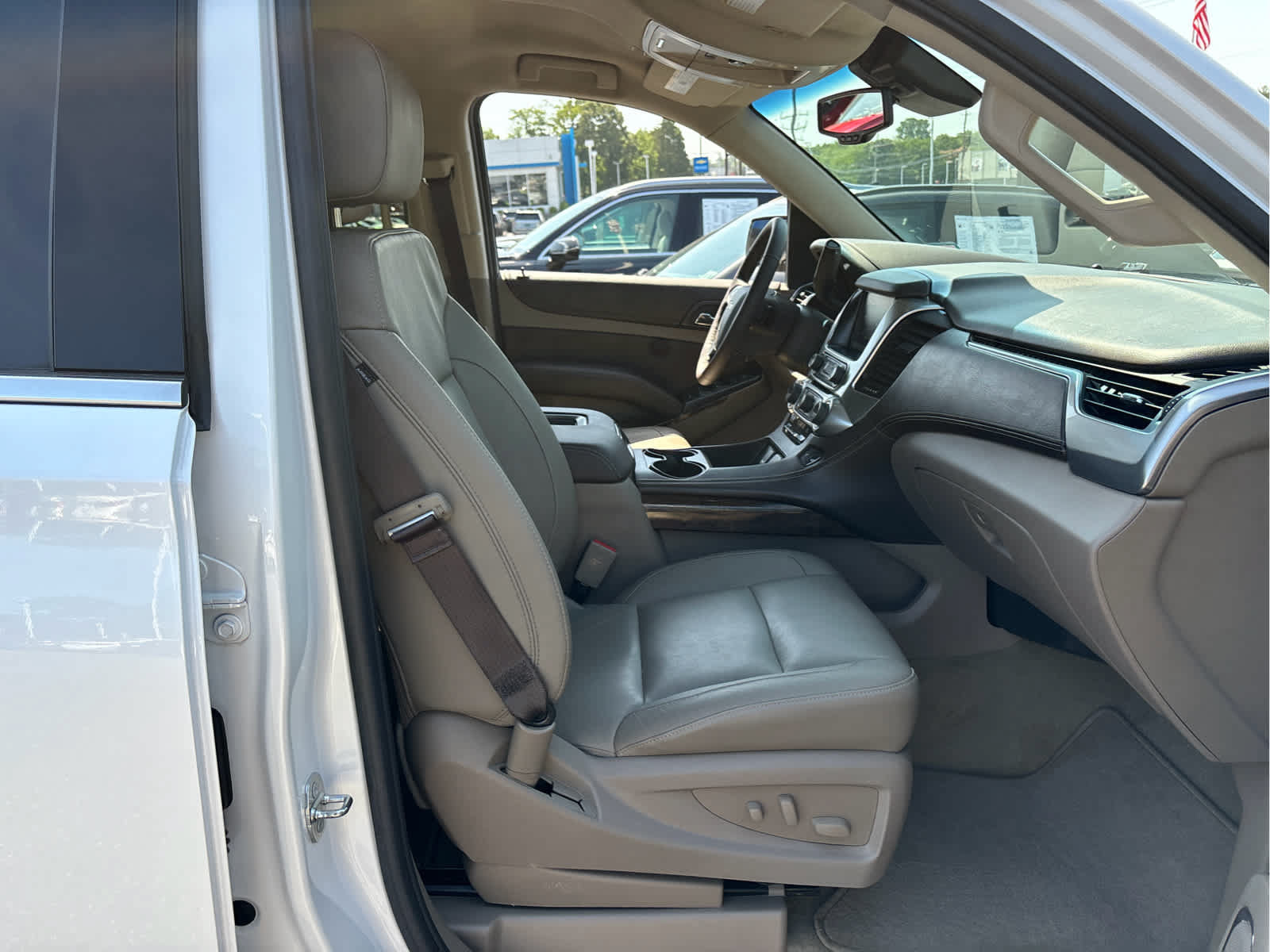 Certified 2017 Chevrolet Tahoe LT w/ Luxury Package RWD image 22