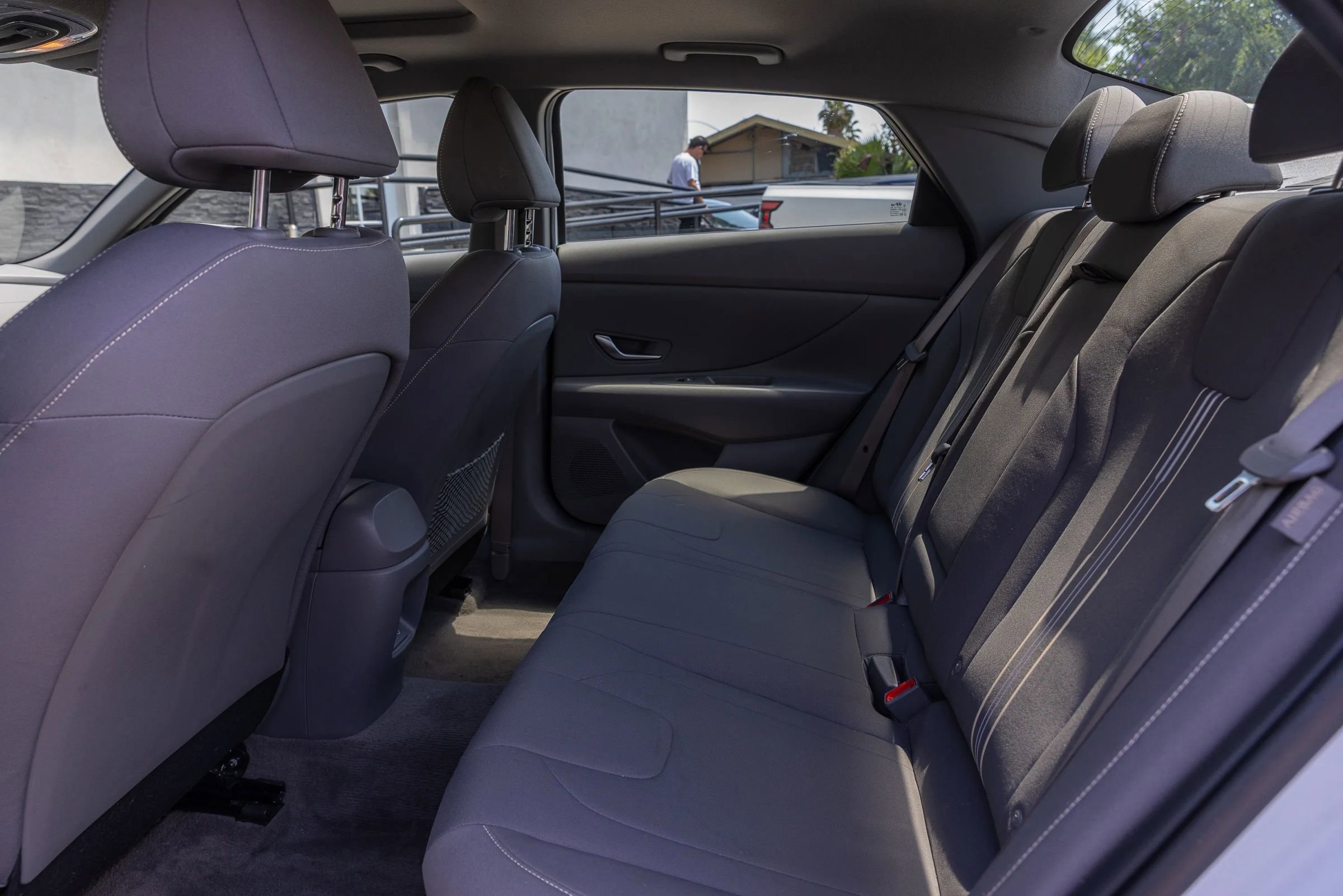 Used 2025 Hyundai Elantra SEL FWD image 25