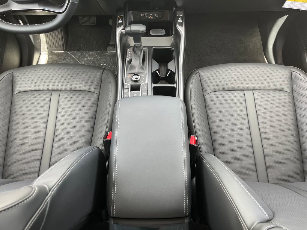 New 2026 Kia Sorento S AWD/4WD image 32