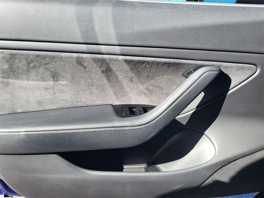 Used 2018 Tesla Model 3 Performance image 29