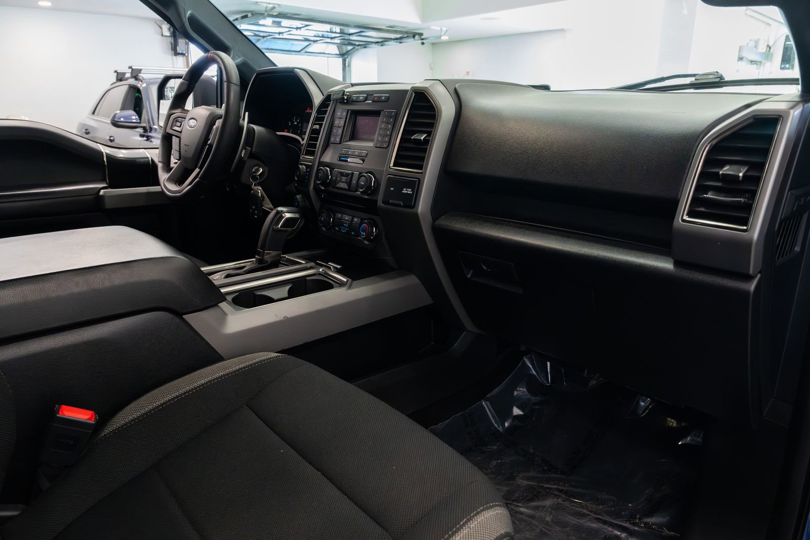 Used 2018 Ford F150 Raptor AWD/4WD image 24