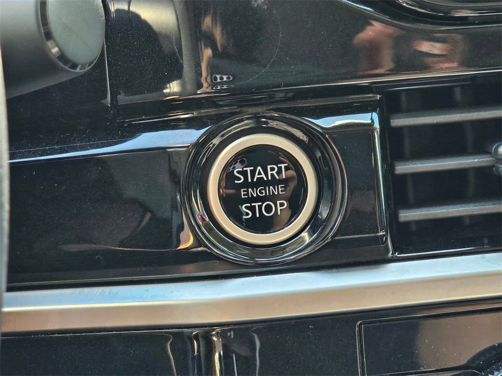 Certified 2024 Nissan Pathfinder SV image 24