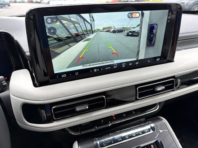 New 2026 Lincoln Aviator Black Label w/ Jet Appearance Package AWD/4WD image 19