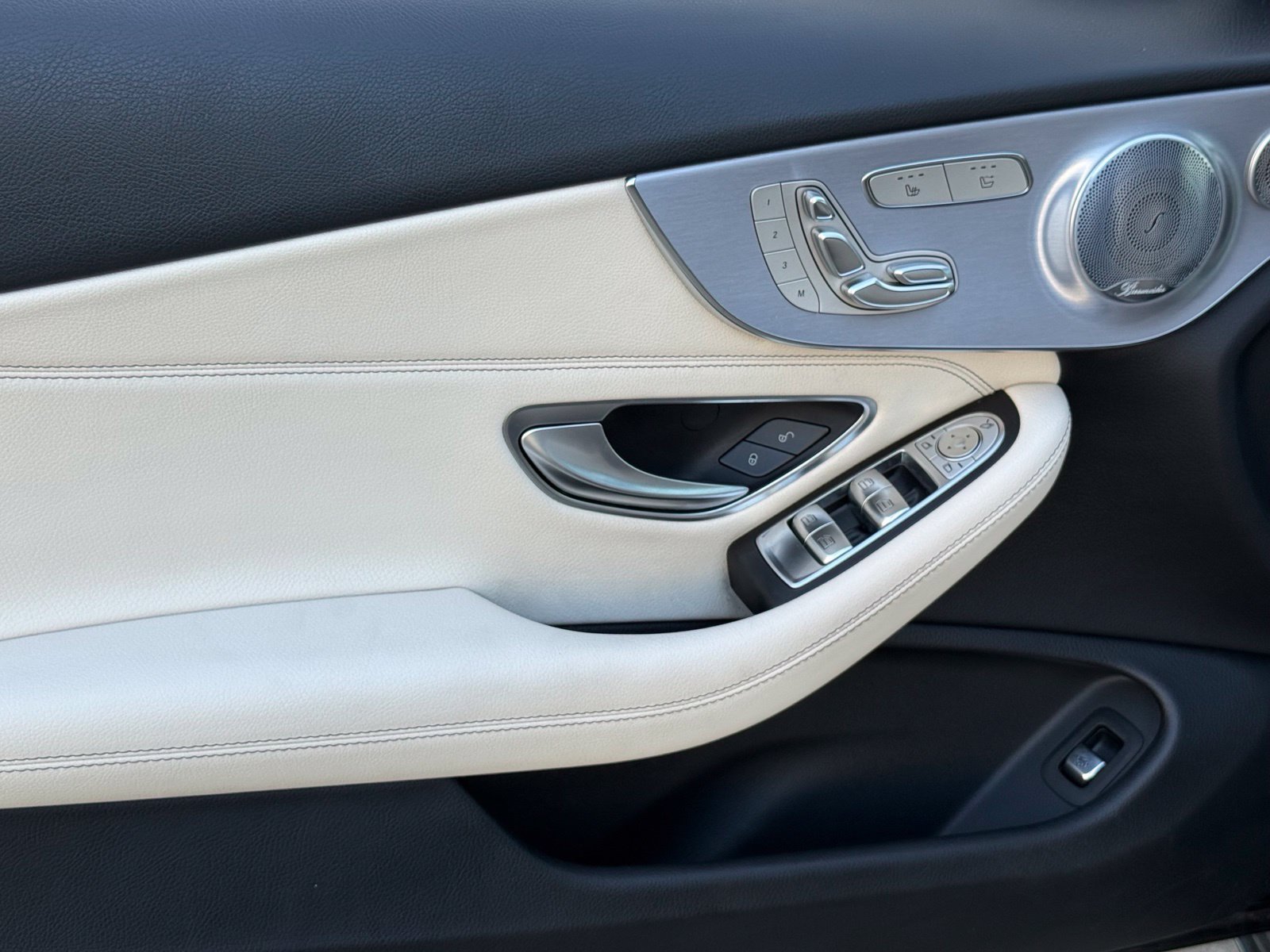Used 2021 Mercedes-Benz C 300 Cabriolet image 21