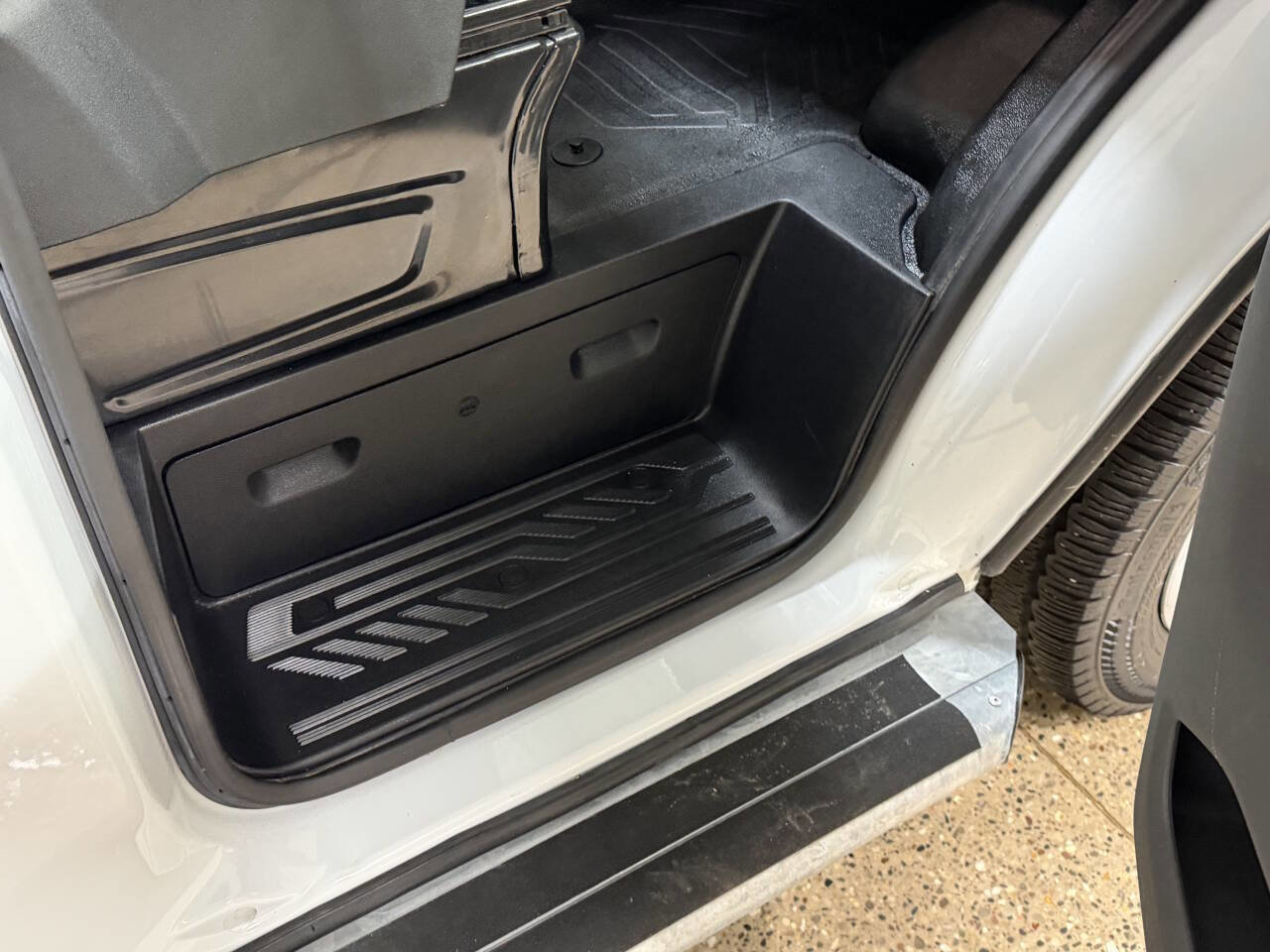 Used 2024 Ford Transit 250 Low Roof w/ Exterior Upgrade Package image 34