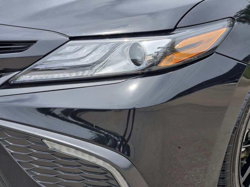 Used 2023 Toyota Camry XSE FWD image 15