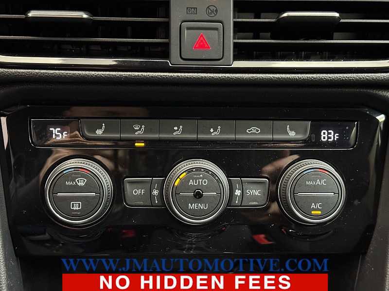 Used 2024 Volkswagen Taos SE FWD image 36