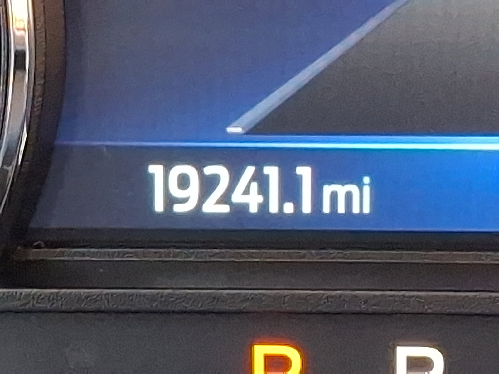 Used 2022 Ford Explorer XLT w/ Equipment Group 202A image 21