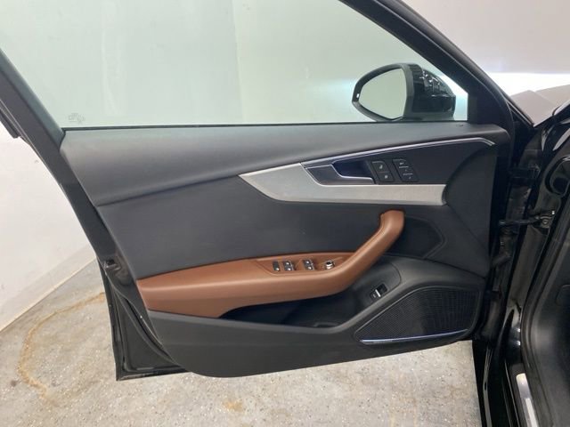 Used 2017 Audi A4 AWD/4WD image 22