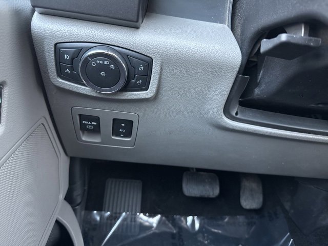 Used 2018 Ford F150 XLT w/ Equipment Group 302A Luxury image 26