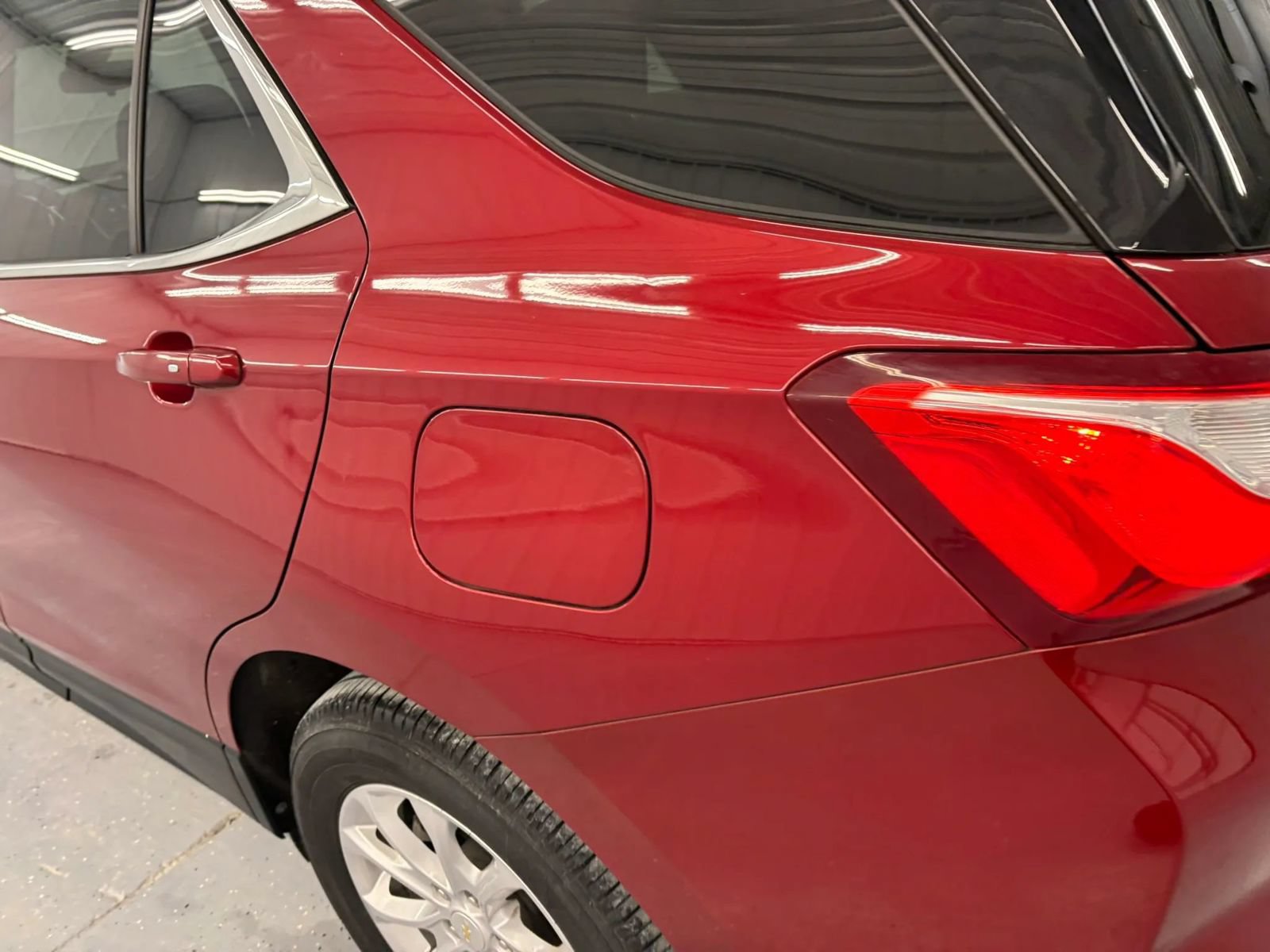 Used 2019 Chevrolet Equinox LT FWD image 23