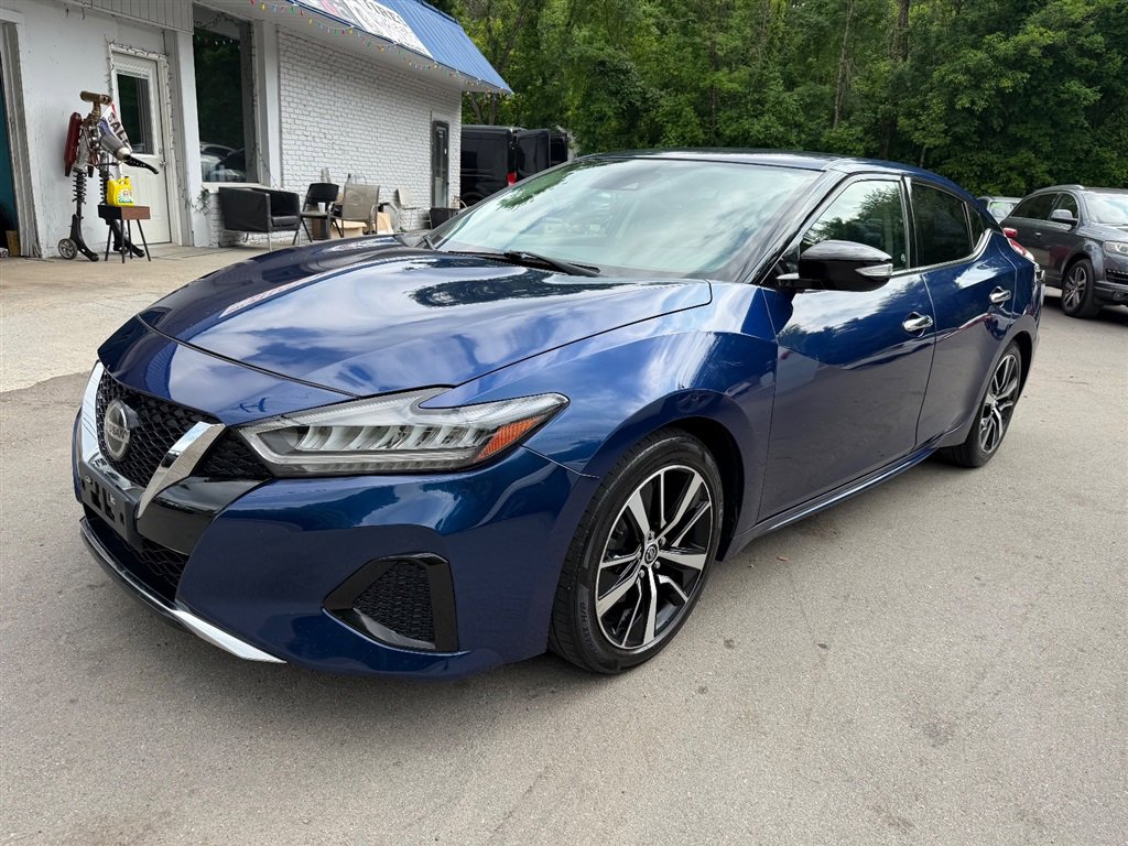 Used 2022 Nissan Maxima SV w/ Floor Mat Group FWD image 6