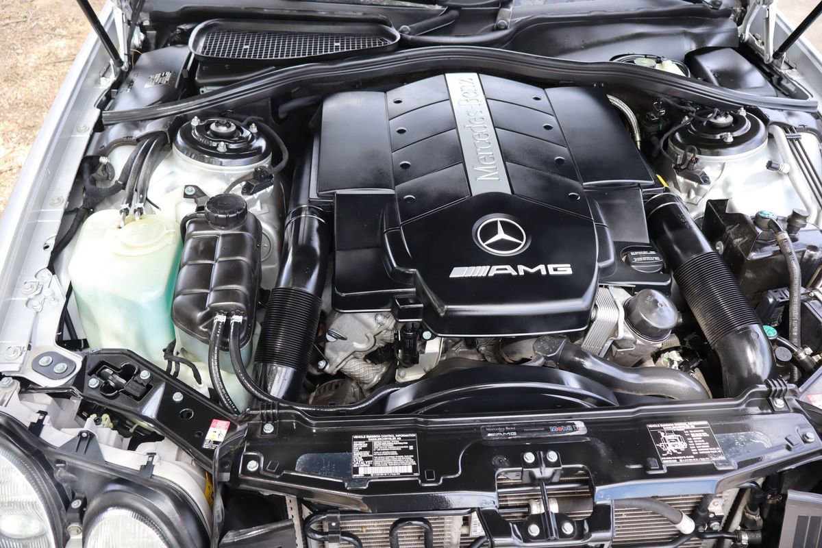 Used 2002 Mercedes-Benz CL 55 AMG image 36