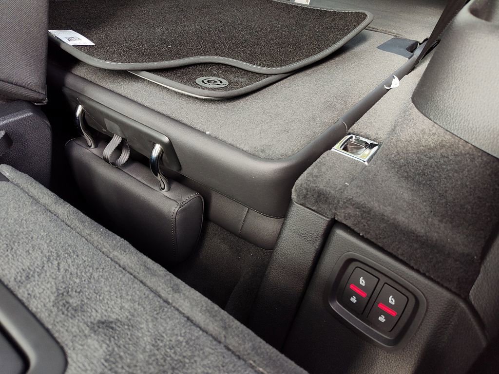 Used 2025 Audi Q7 3.0T Premium Plus w/ Premium Plus Package image 38