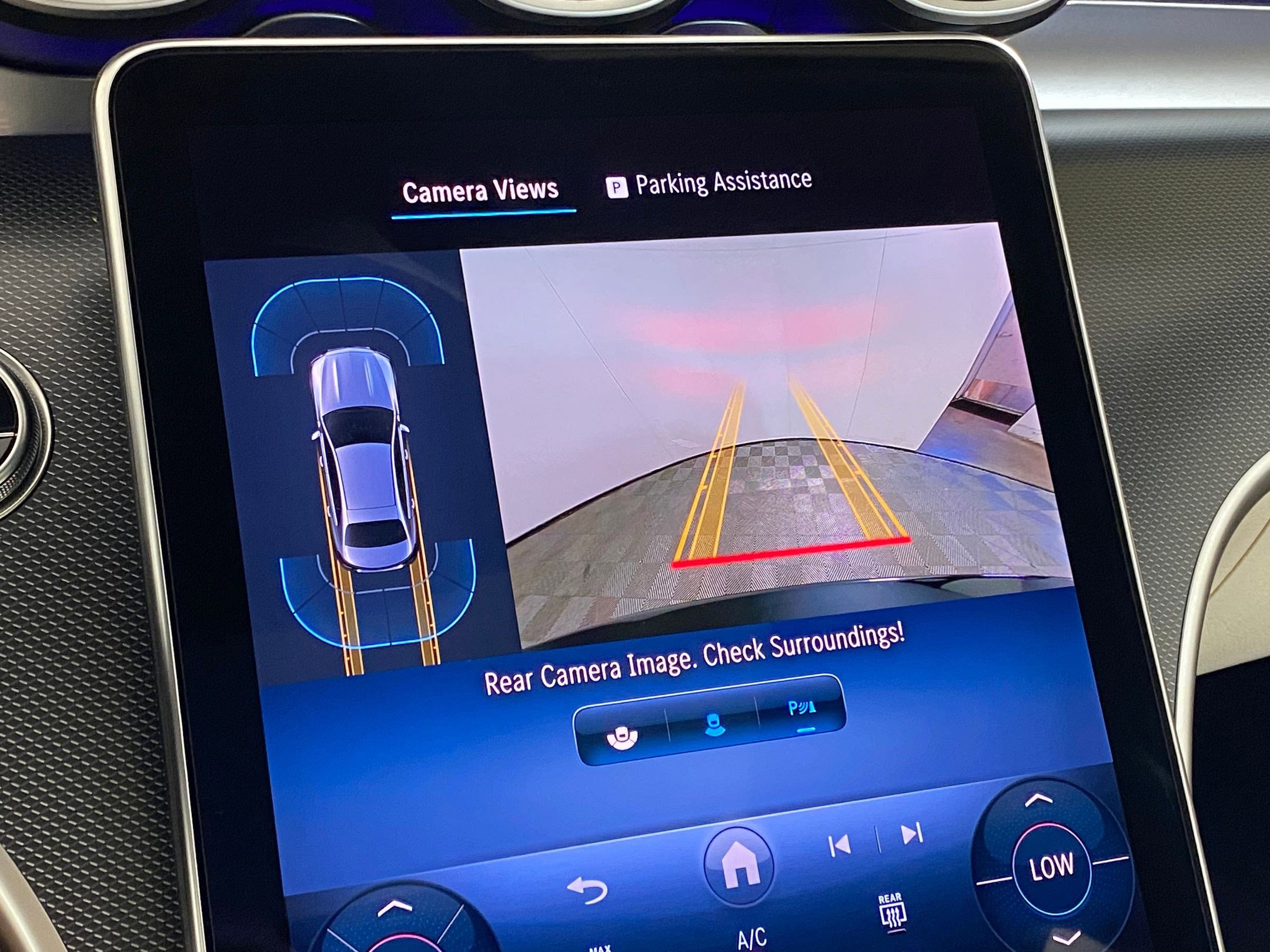 Used 2025 Mercedes-Benz C 300 4MATIC Sedan image 24