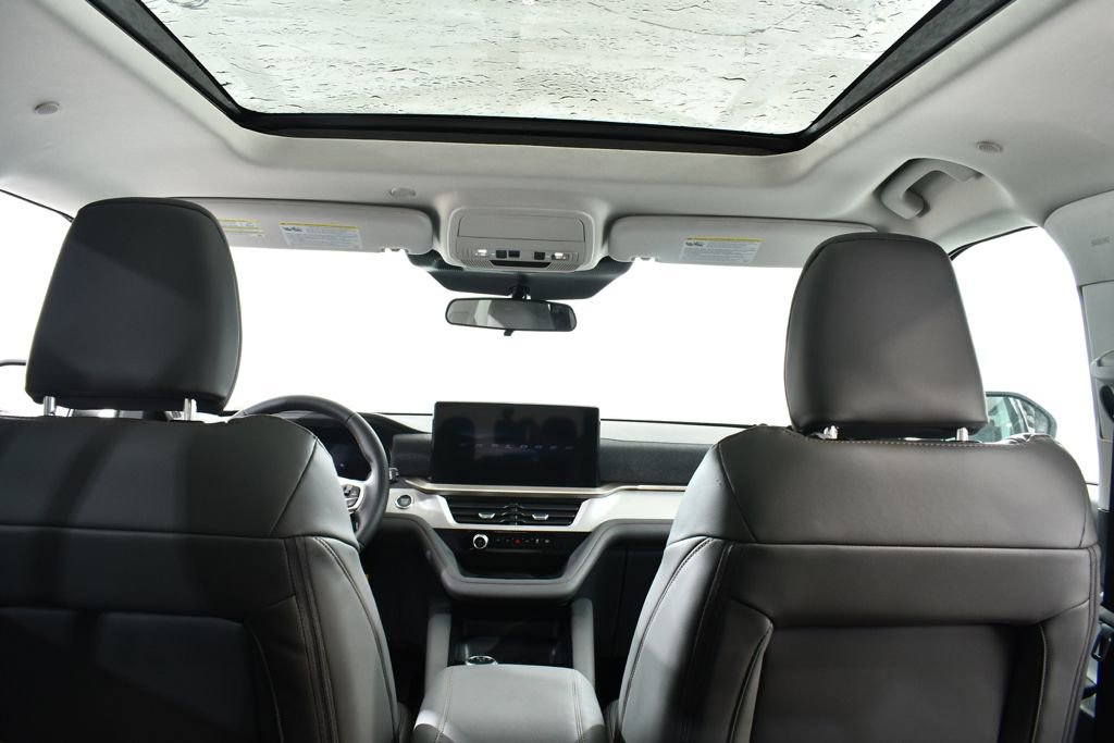 New 2026 Ford Explorer Active image 17