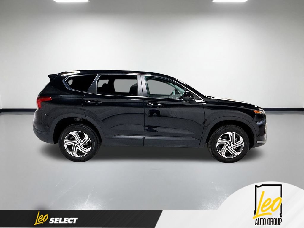 Used 2023 Hyundai Santa Fe SE AWD/4WD image 6