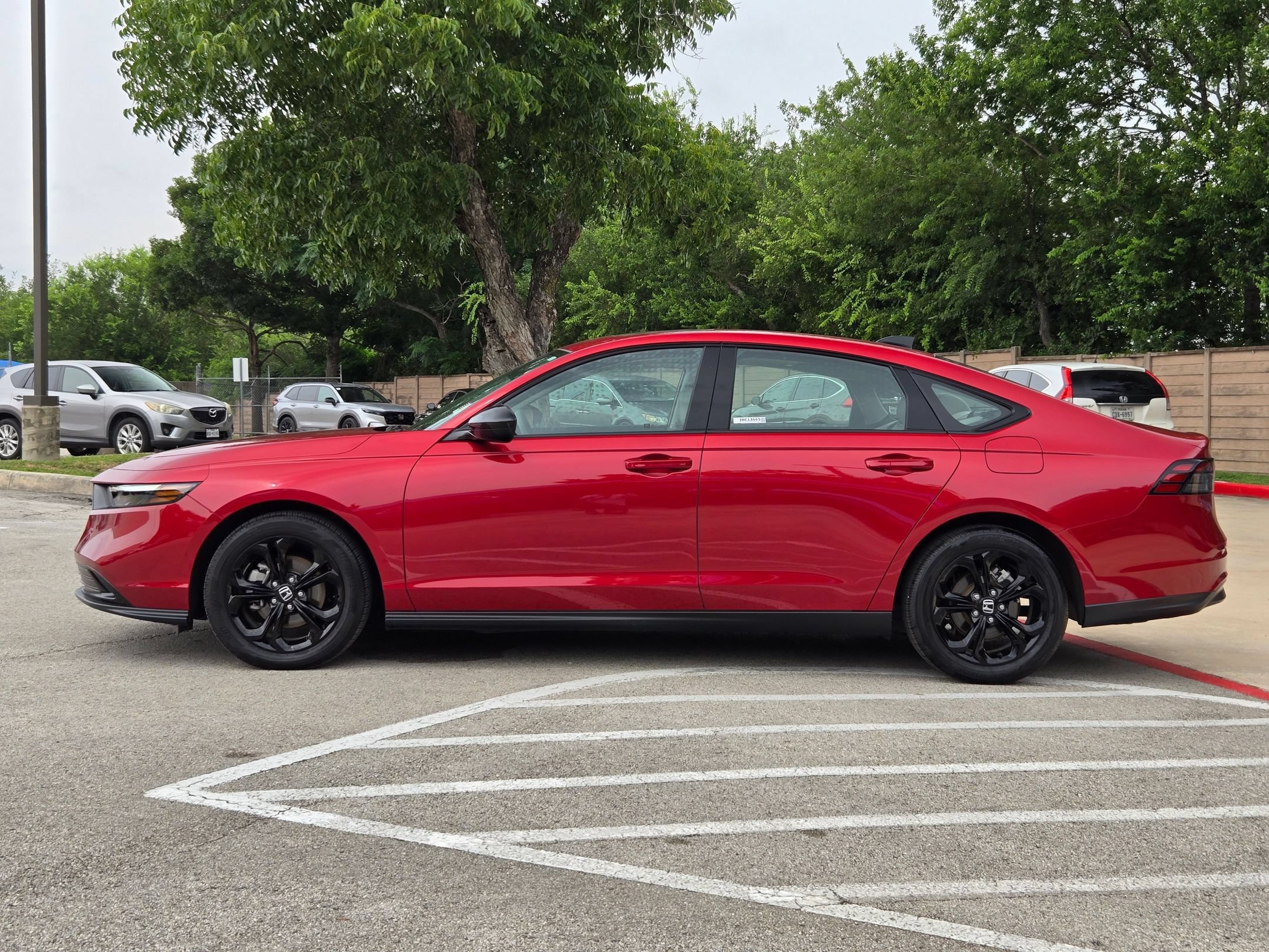 Used 2025 Honda Accord SE image 6