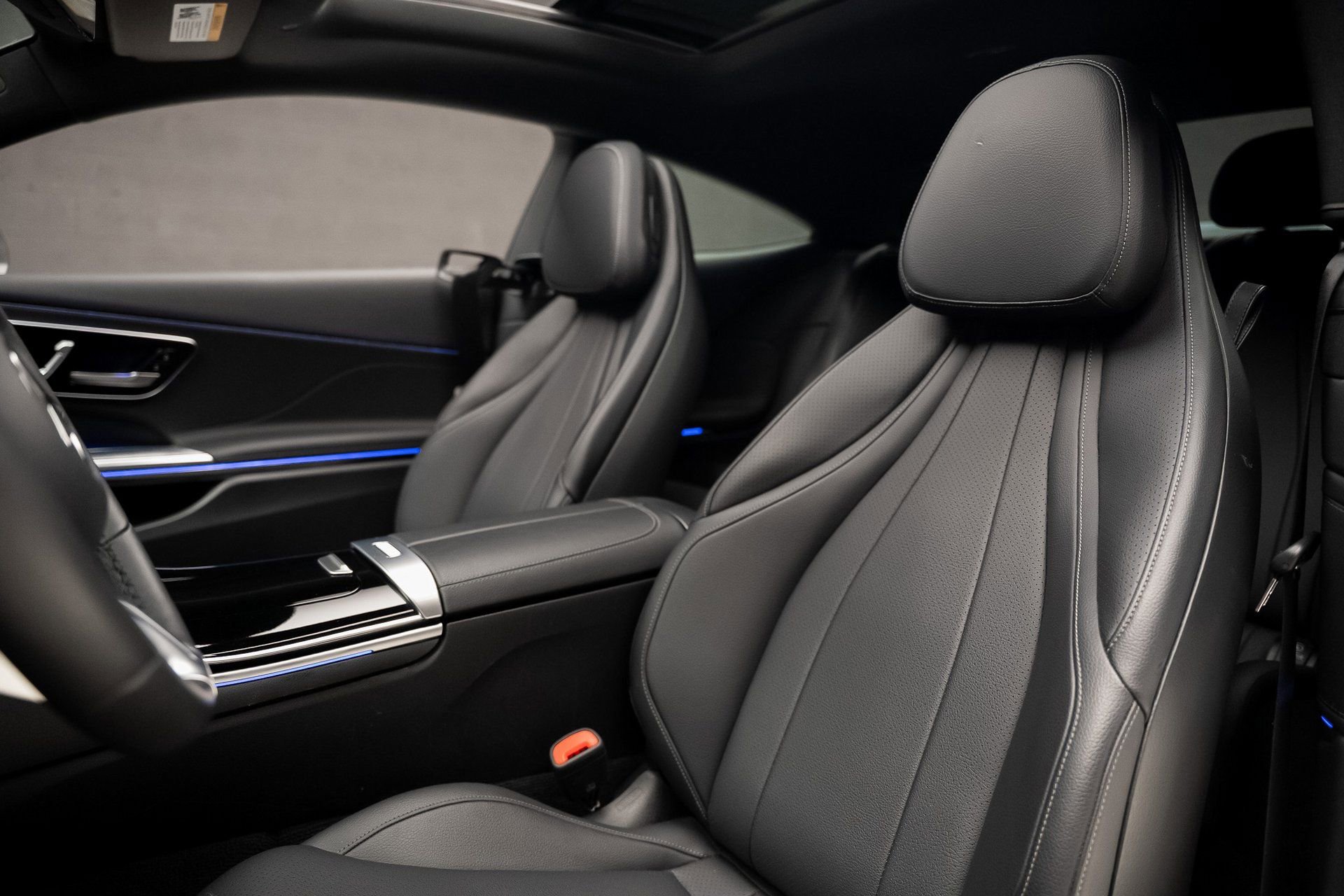 Used 2024 Mercedes-Benz CLE 300 4MATIC Coupe image 57