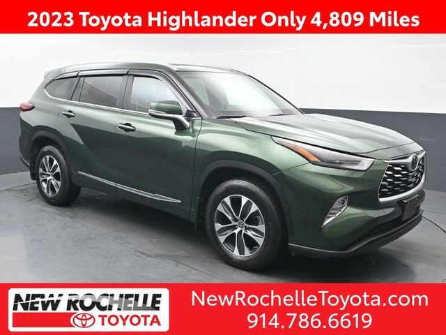 Certified 2023 Toyota Highlander XLE image 1