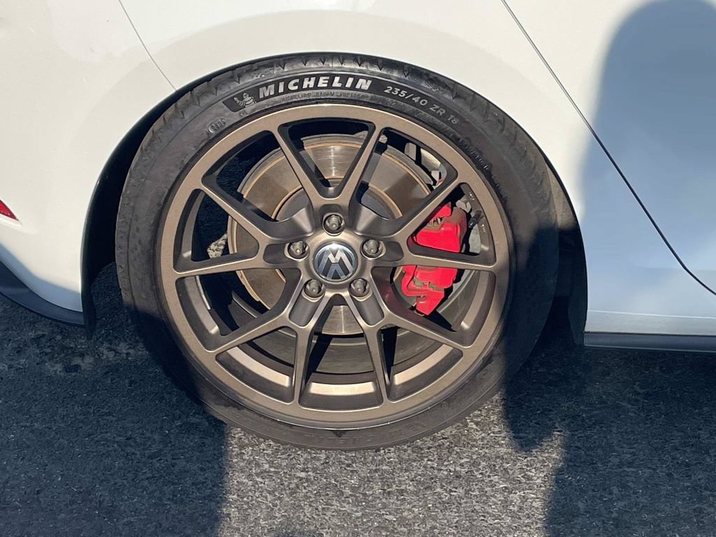 Used 2019 Volkswagen GTI S FWD image 9
