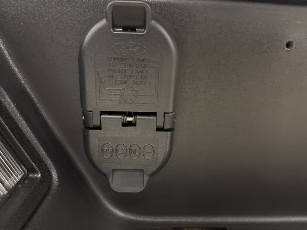 Used 2020 Ford F150 XLT w/ Equipment Group 302A Luxury AWD/4WD image 33