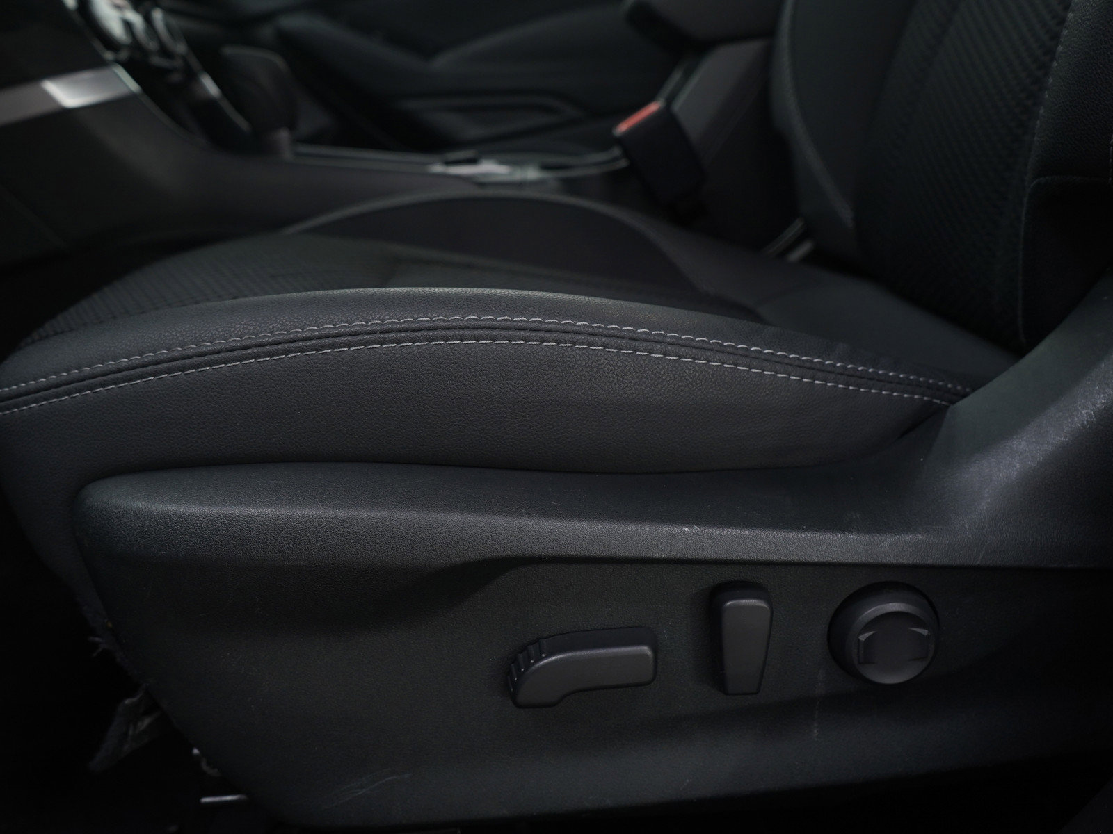 Used 2020 Subaru Forester Premium w/ Popular Package #1 image 25