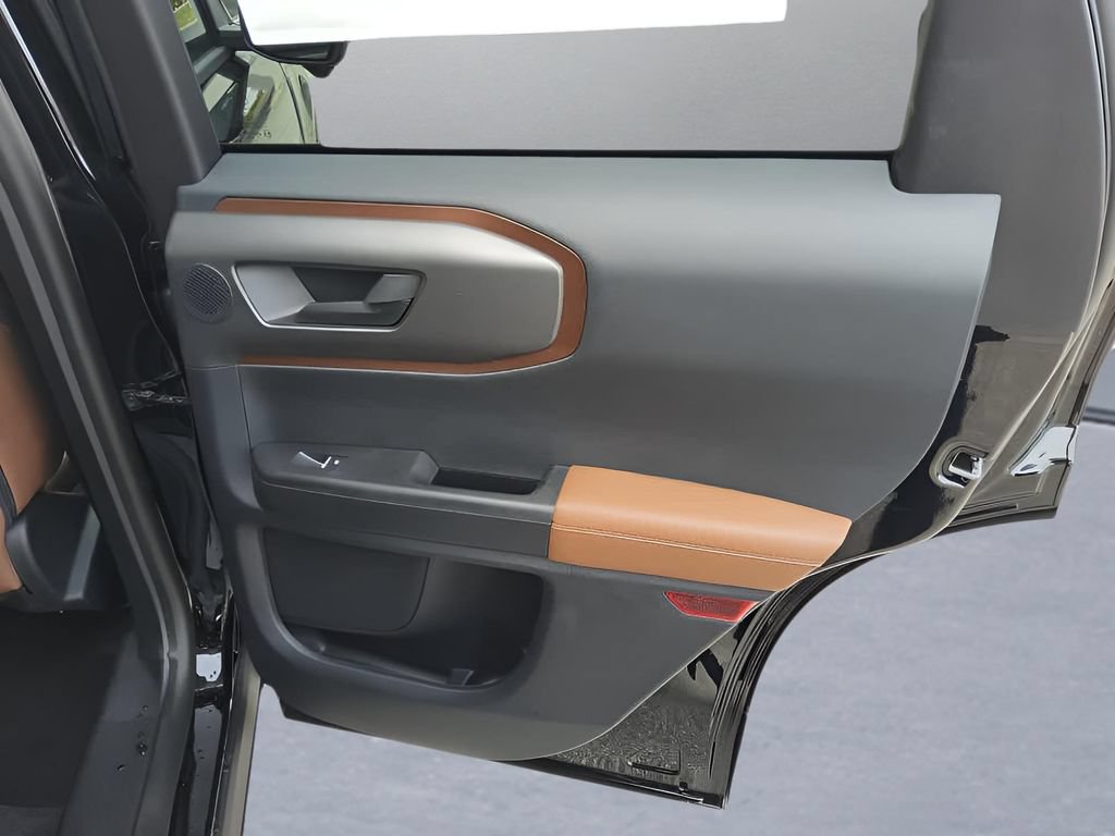 New 2025 Ford Bronco Sport Outer Banks w/ Outer Banks Tech Package+ AWD/4WD image 32