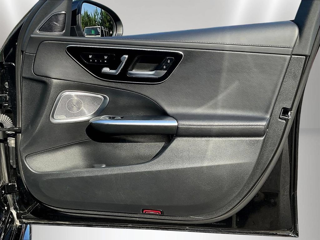 Certified 2024 Mercedes-Benz C 300 Sedan image 28