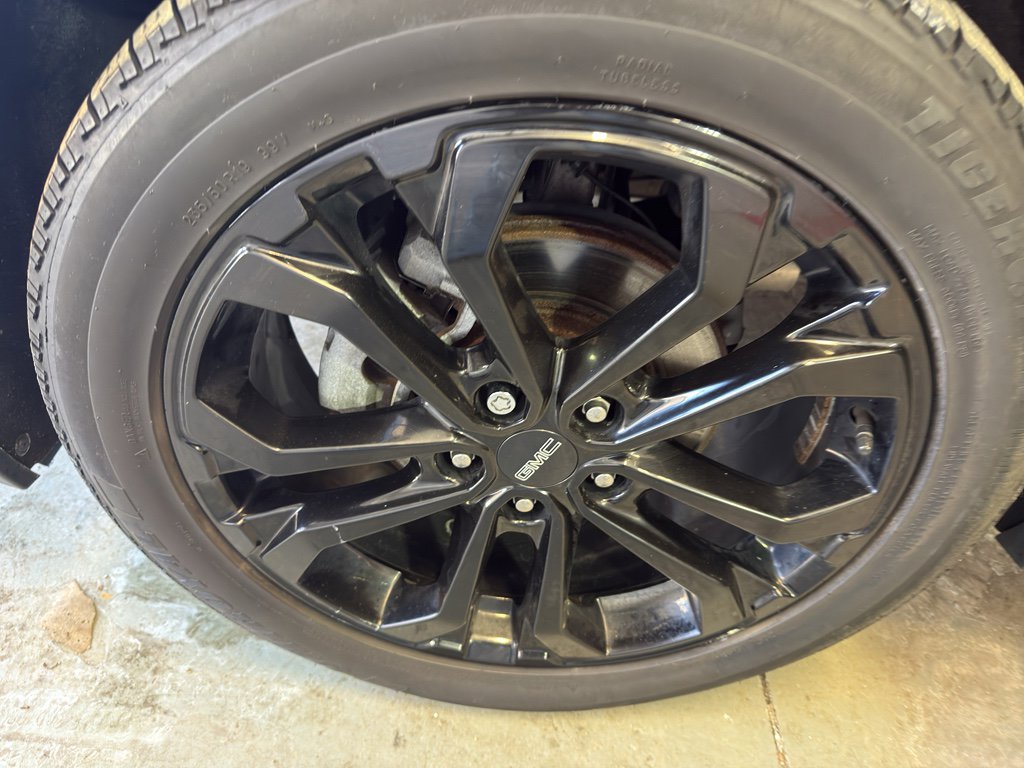 Used 2019 GMC Terrain SLE w/ Black Edition image 31