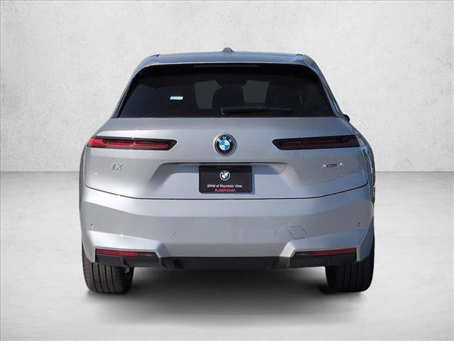 New 2026 BMW iX xDrive45 image 8