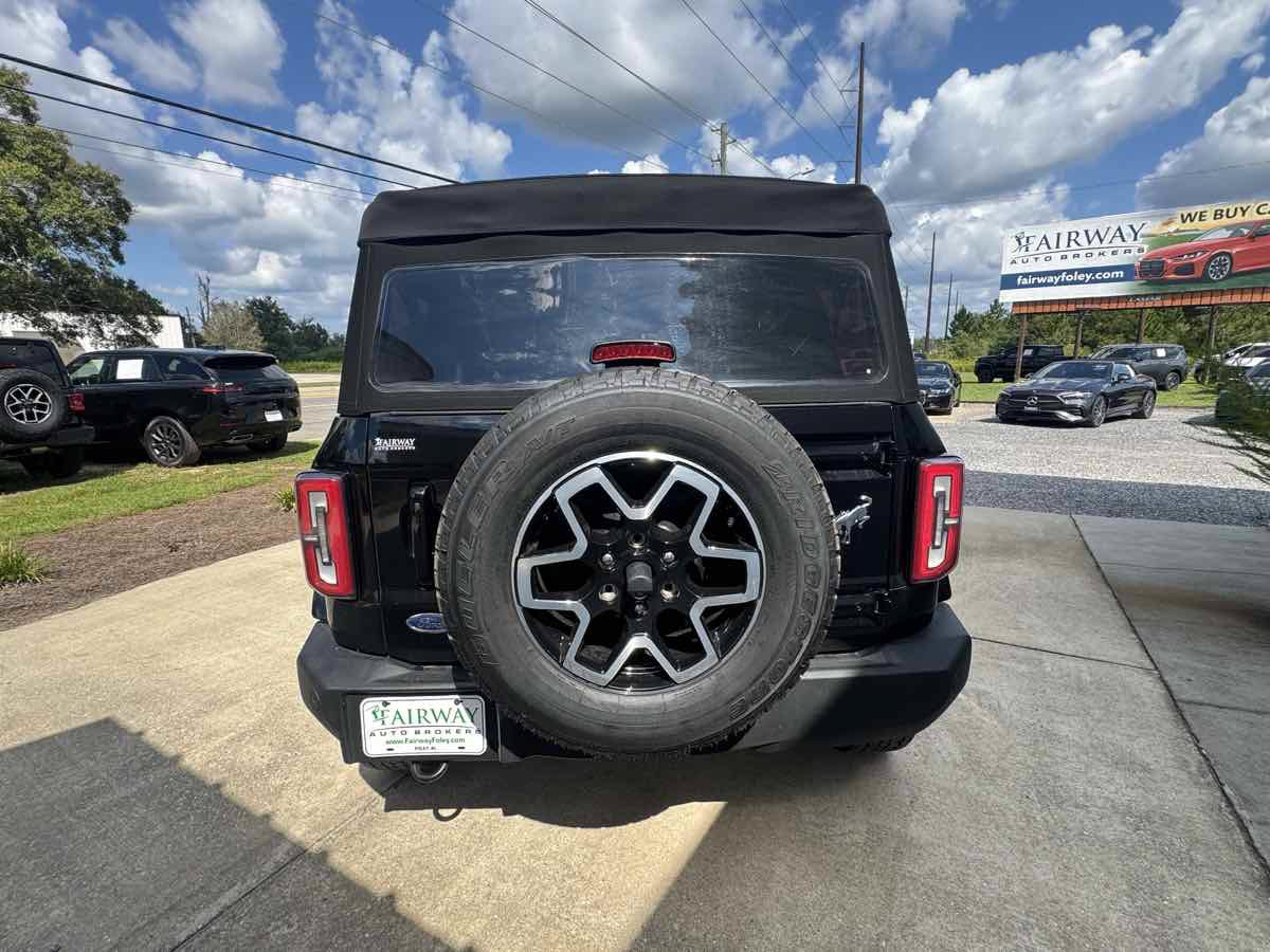 Used 2025 Ford Bronco Outer Banks AWD/4WD image 6