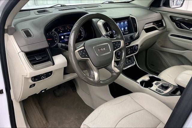 Used 2020 GMC Terrain Denali w/ GMC Pro Grade Package AWD/4WD image 17