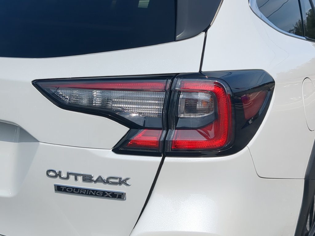 Certified 2023 Subaru Outback Touring XT AWD/4WD image 9