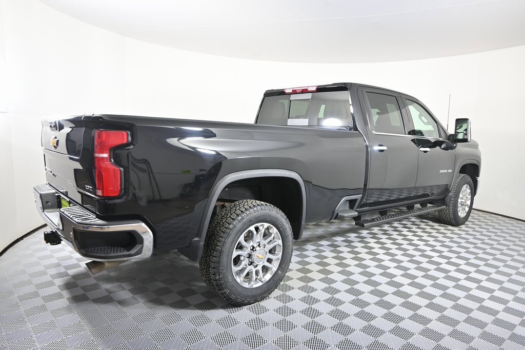 Used 2024 Chevrolet Silverado 3500 LTZ w/ LTZ Plus Package image 7