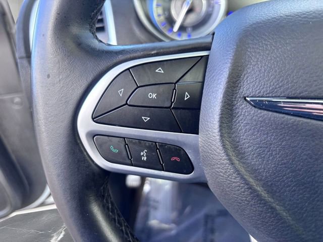 Used 2019 Chrysler 300 Touring L w/ Quick Order Package 22F image 18